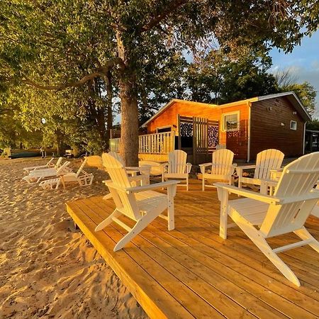 The Finch Beach Resort ノースベイ エクステリア 写真