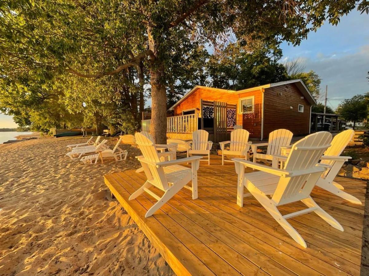 The Finch Beach Resort ノースベイ エクステリア 写真