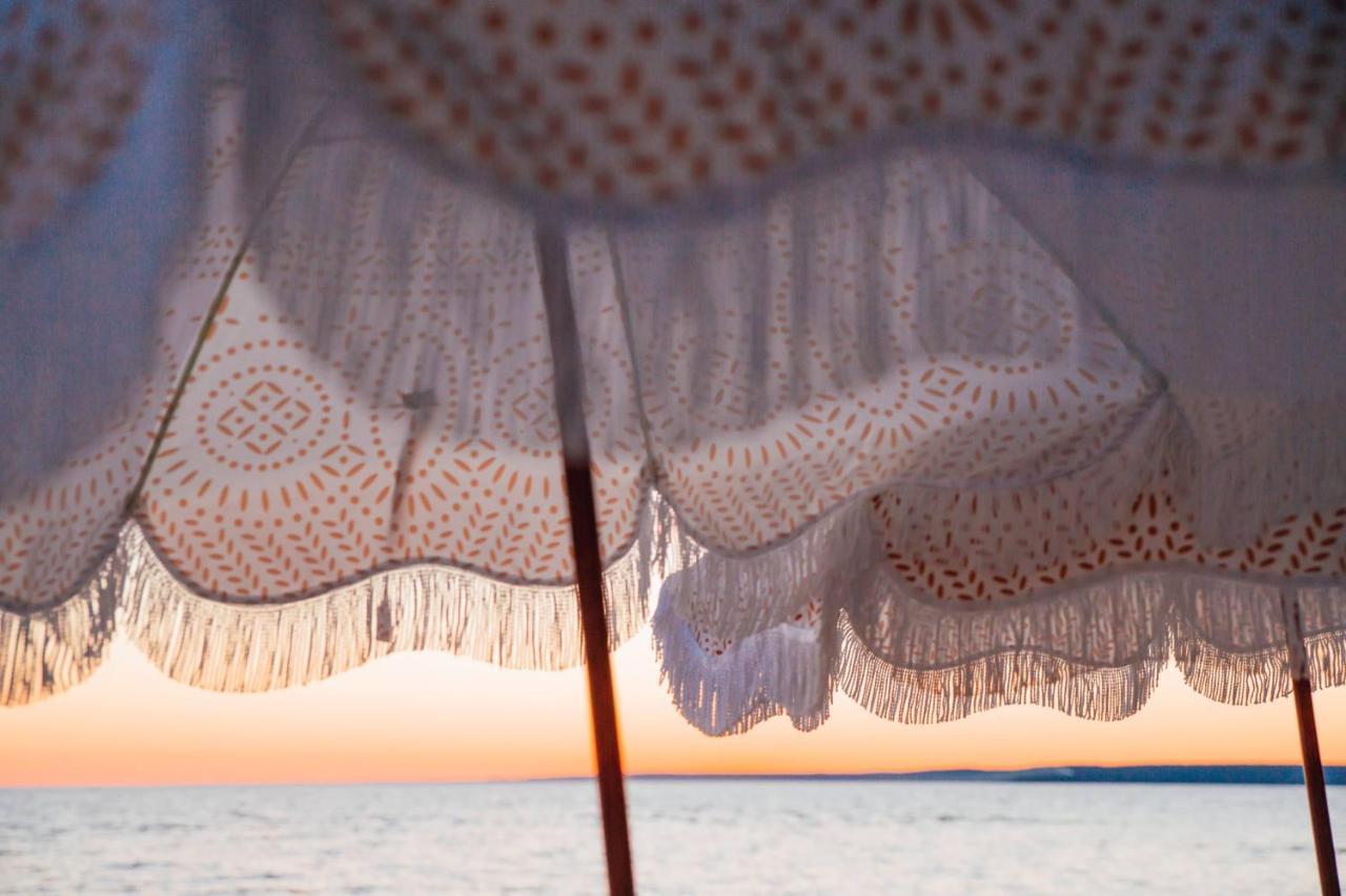 The Finch Beach Resort ノースベイ エクステリア 写真